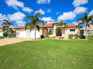 1052 Boundary Blvd, Rotonda West, FL 33947