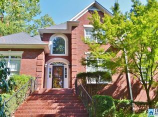431 Royal Oaks Dr, Leeds, AL 35094