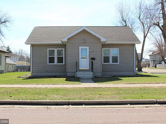 3rd image of 1100 8th Ave