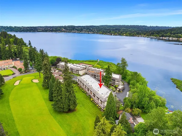 16929 Inglewood Road NE #C206, Kenmore, WA 98028