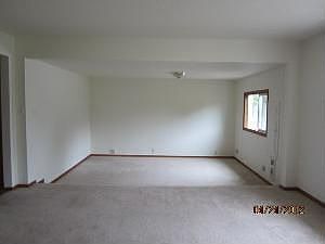 3rd image of 404 131st St E