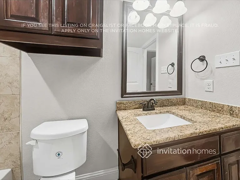 237 Dakota Dr — Photo 16