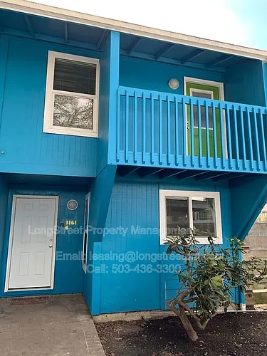 3161 N Shore Dr SE #4 Photo 1