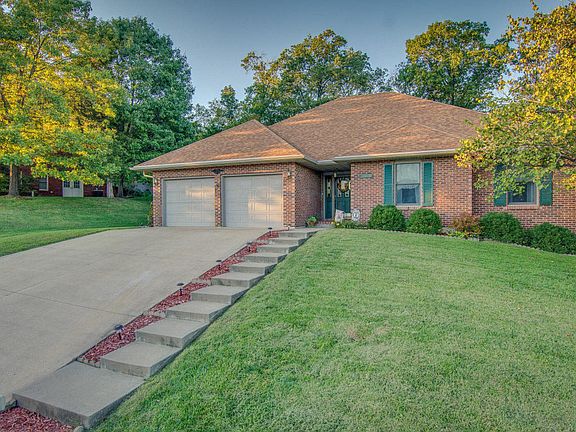 3rd image of 4008 Catalina Dr