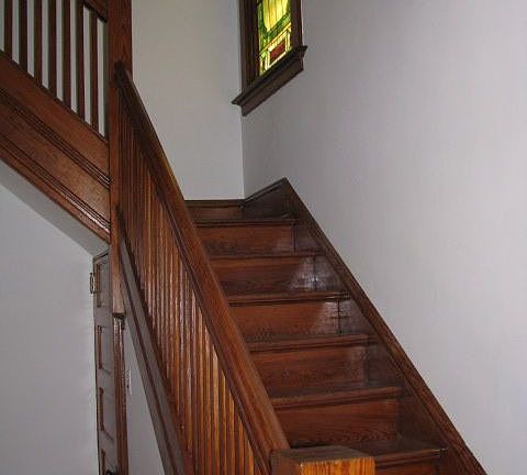 stairs to 2nd floor