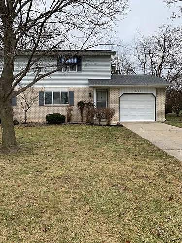 2330 Darwin Ln Photo 1
