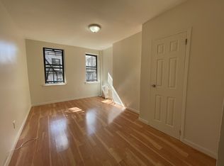 234 E 7th St APT 2RW, New York, NY 10009