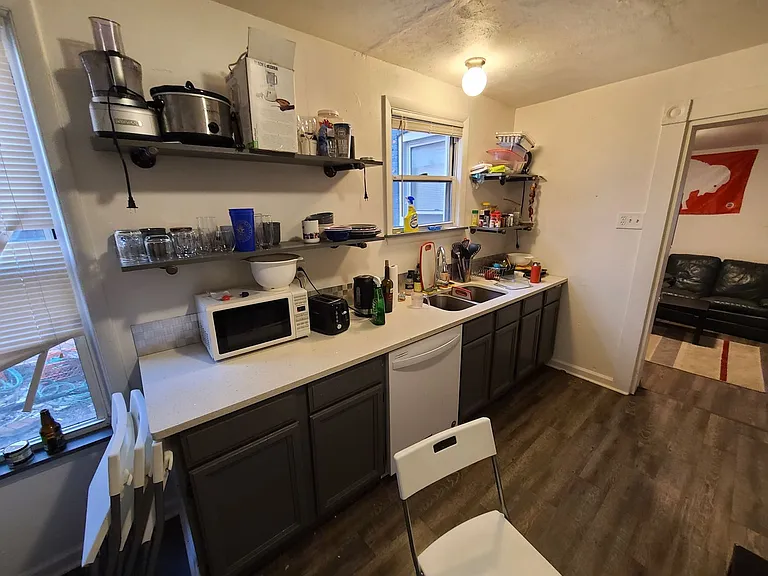 311 Lawn St — Photo 11