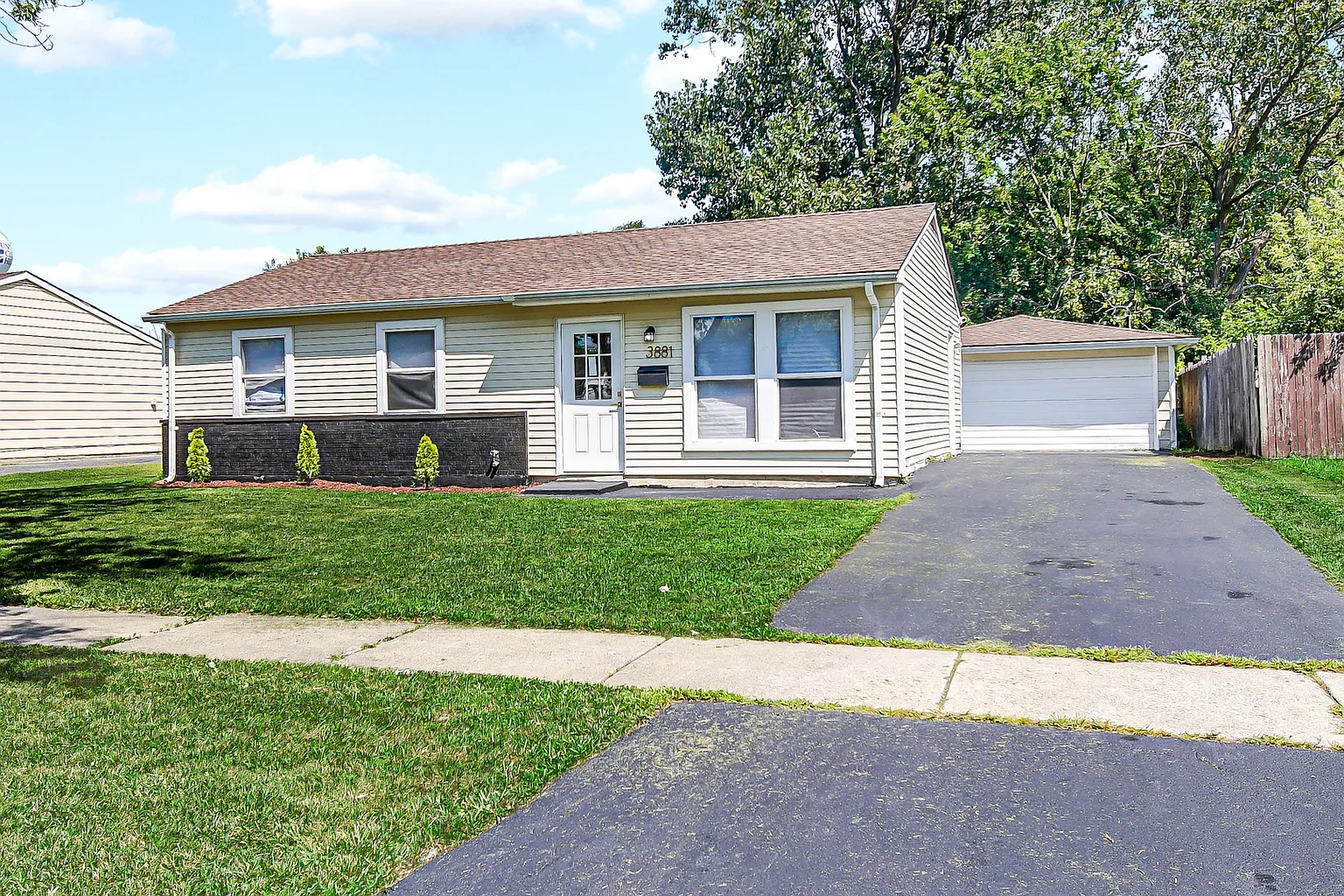 3881 171st St photo 1