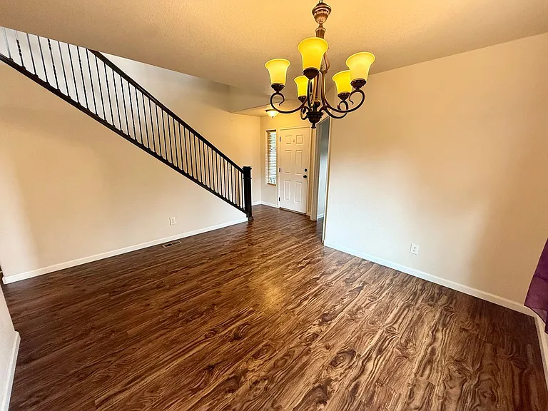 2045 Prairie Hill Dr — Photo 9
