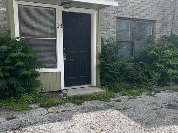 1221 W Hopkins St #13-1, San Marcos, TX 78666