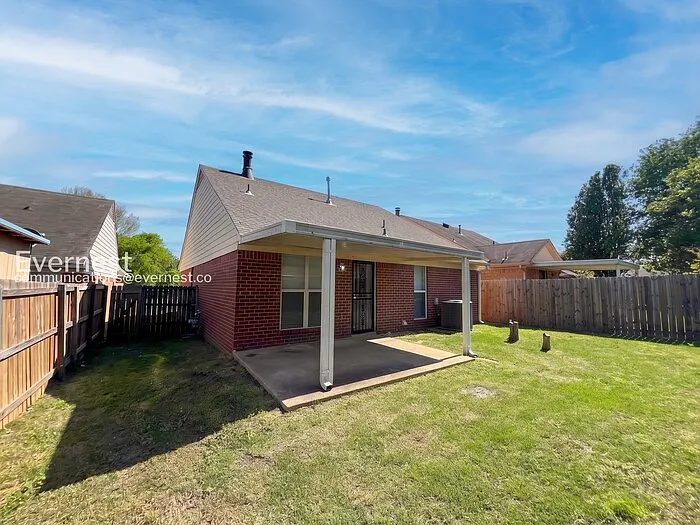 1208 W East Ross Pkwy — Photo 18