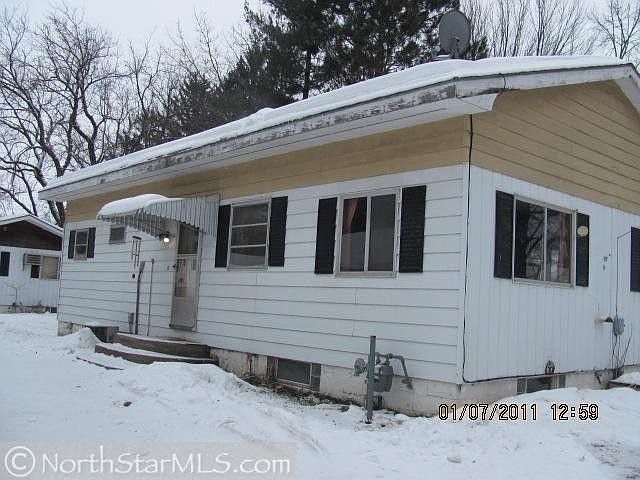 1st image of 310 3rd St NE