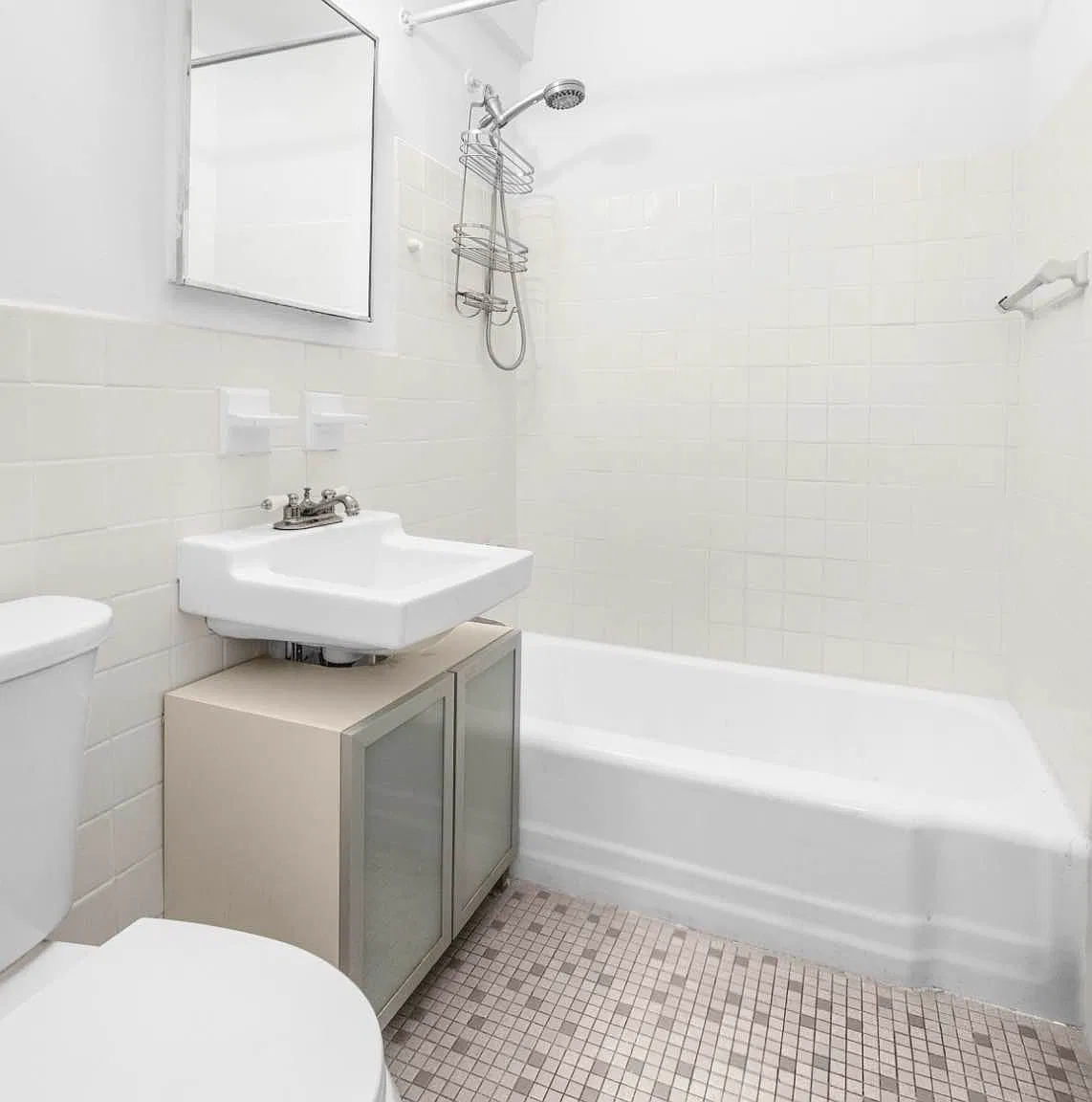 245 East 35th Street — Photo 4