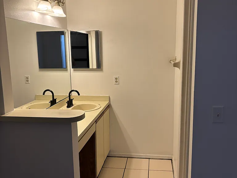 72 Silver Park Cir — Photo 13