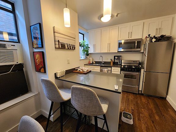 2nd image of 311 W 113th St #6G