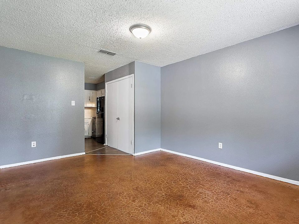 1st image of 12122 Michael St #12122
