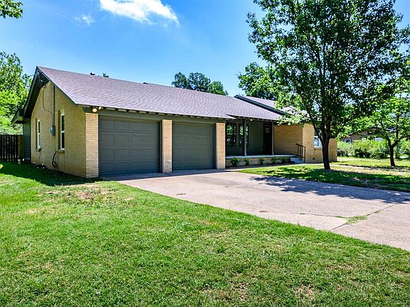 2nd image of 2308 Sunnybrook Dr