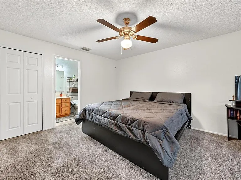 5107 Deer Creek Dr — Photo 16