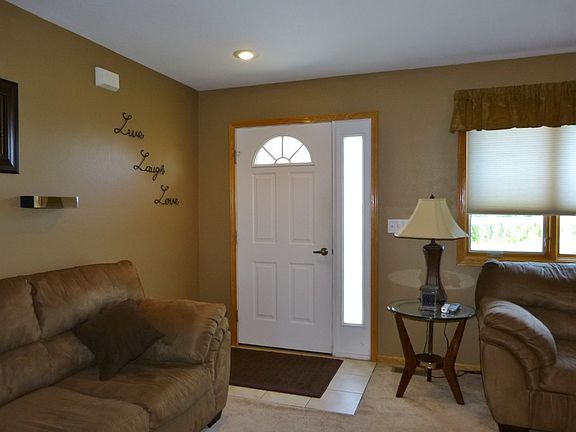 3rd image of 1538 Elk Horn Dr