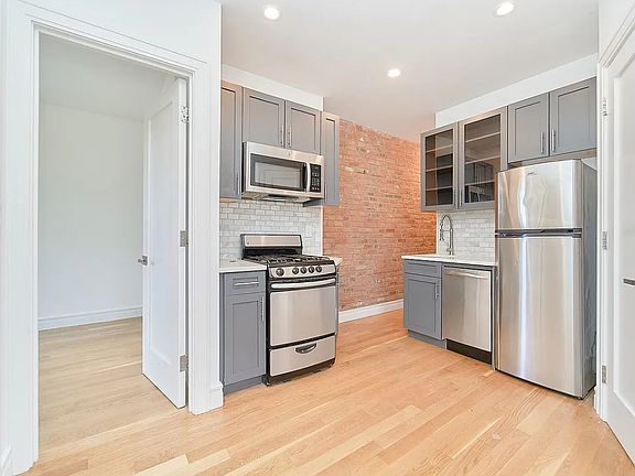 3rd image of 42 Grove St APT 5E