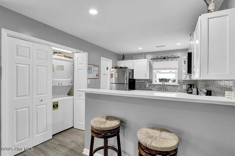 2 bed, 2.5 bath, 1108 sqft, $2,500 — Photo 3