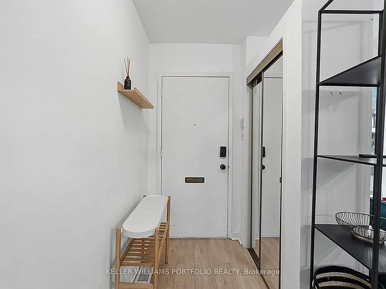 15 Myrtle Ave — Photo 6