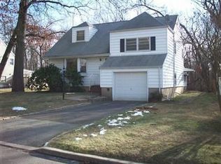 83 Willard Clark Cir, Spotswood, NJ 08884