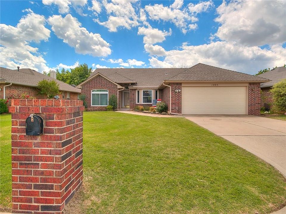 1st image of 1005 Sennybridge Dr