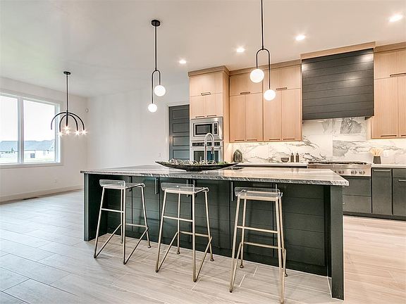 5th image of 13009 S Leslie Way