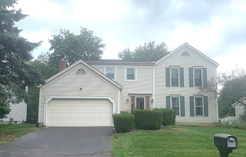 1st image of 800 Pine Post Ln