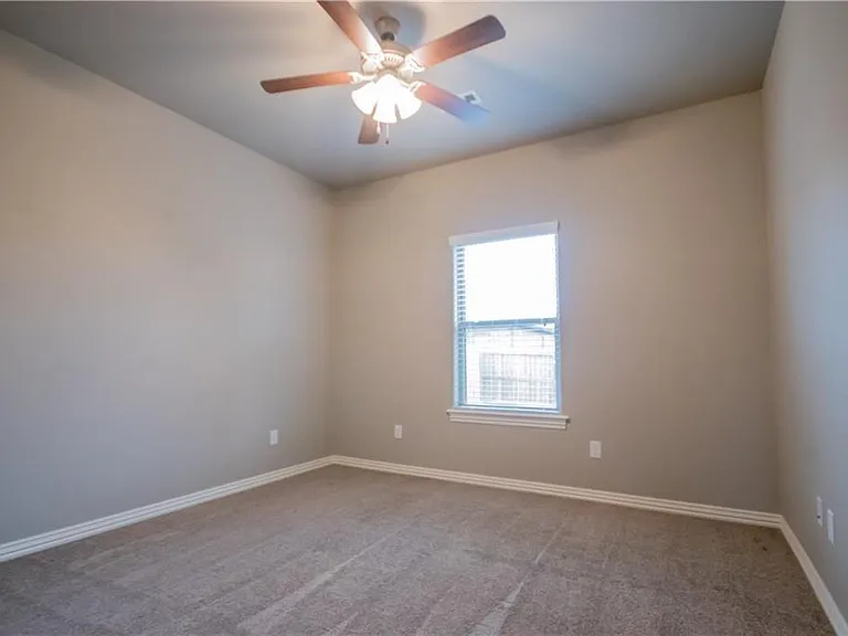 301 Cisterna Dr — Photo 16