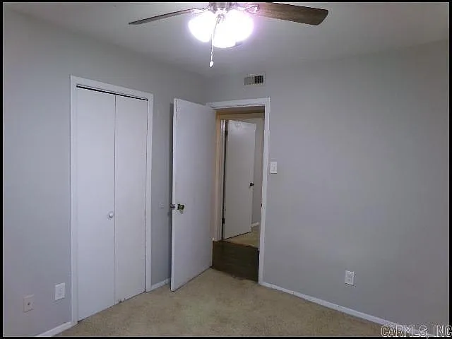 3915 Saint James Ct — Photo 17