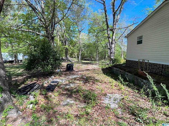 4th image of 1705 Highway 77