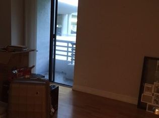 3300 NE 191st St APT 201, Aventura, FL 33180