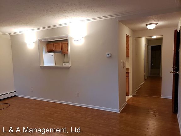 2nd image of 3219 Meadowbrook Blvd APT 101