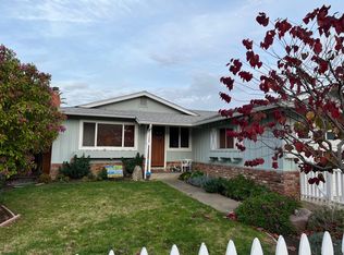 807 Standish Rd, Pacifica, CA 94044