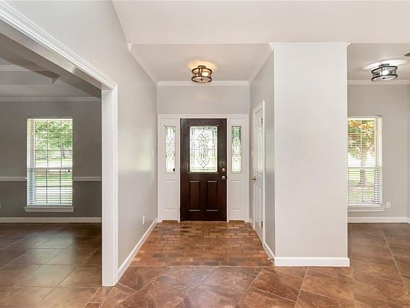 4th image of 10691 Hunters Ridge Dr