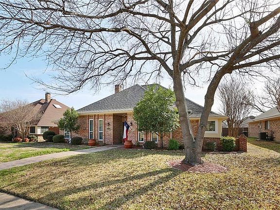 3rd image of 2228 Chadbourne Dr