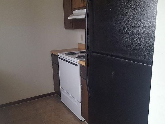 5th image of 3304 Albany Ct APT C