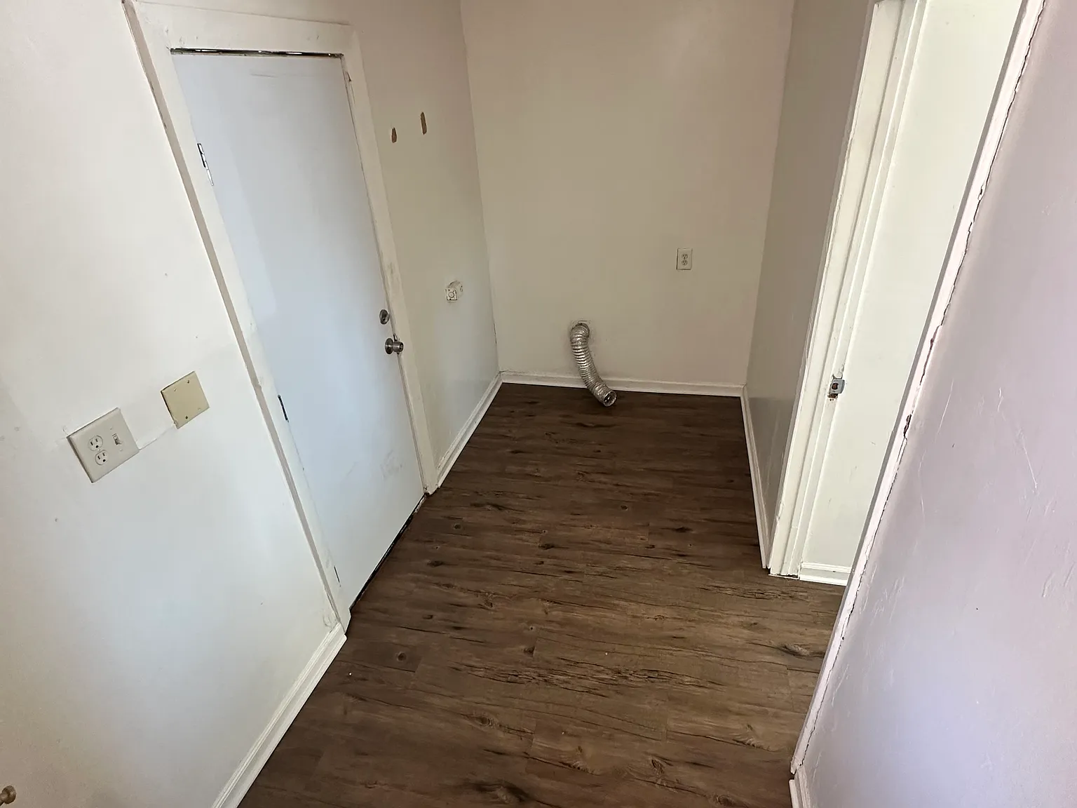 3 bed, 1152 sqft, $1,795 — Photo 2