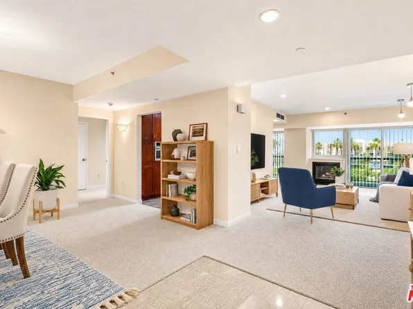 13600 Marina Pointe Dr Unit 404, Venice, CA 90292