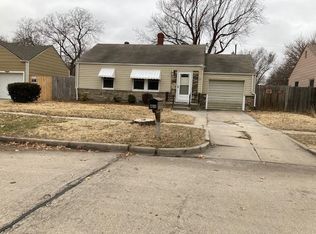 2703 S Santa Fe St, Wichita, KS 67216