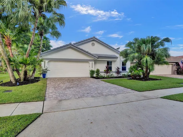 11180 Clover Leaf Circle, Boca Raton, FL 33428