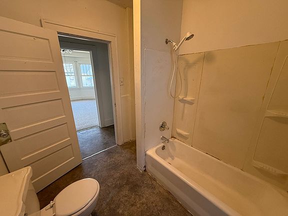 5th image of 816 16th St