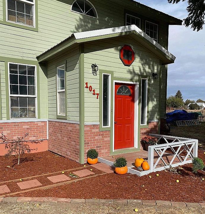 1st image of 1017 Preston Ave