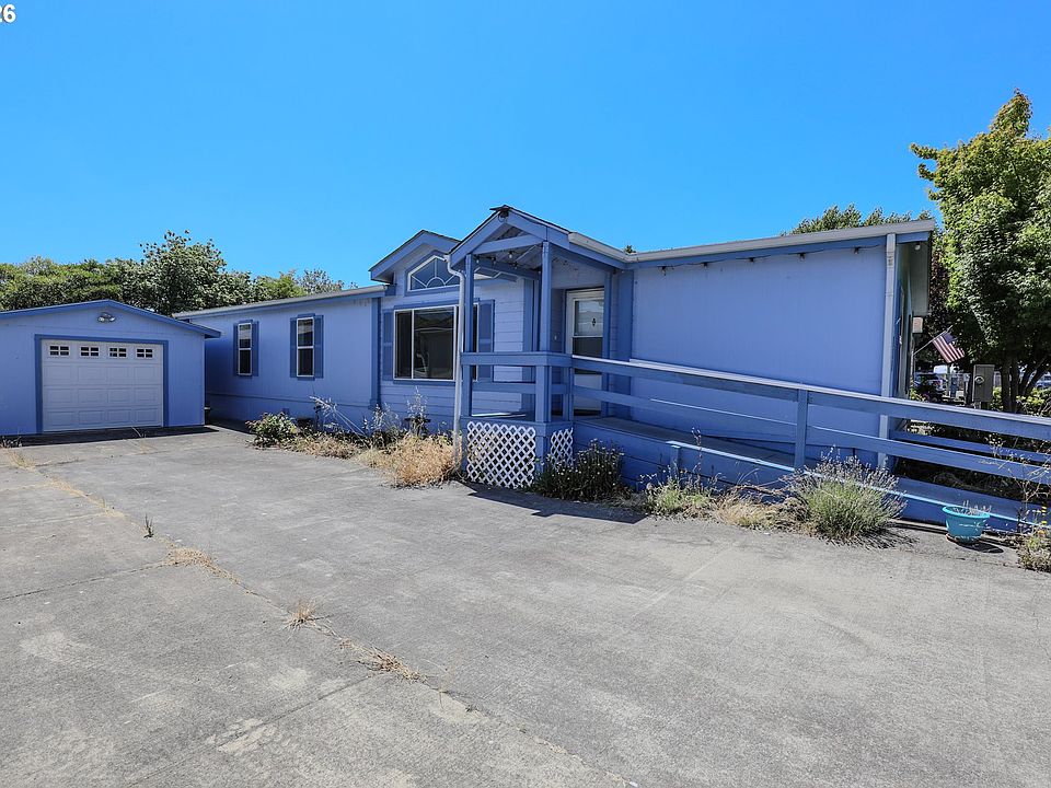 1st image of 230 Owyhee Ln
