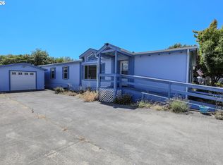 230 Owyhee Ln, Roseburg, OR 97470