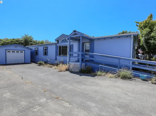 230 Owyhee Ln, Roseburg, OR 97470