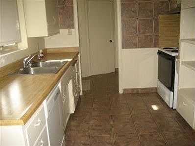 5th image of 5014 Cypress Ave
